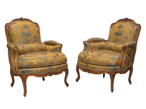 Large paire de bergères d'époque Louis XV, estampillée Etienne Meunier