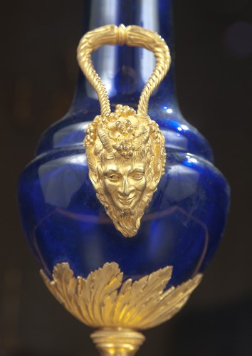 Paire de vases en cristal bleu d'époque Louis XVI - Objet de décoration Style Louis XVI