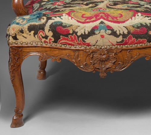 French Regence - Rare Regence period settee and four large armchairs