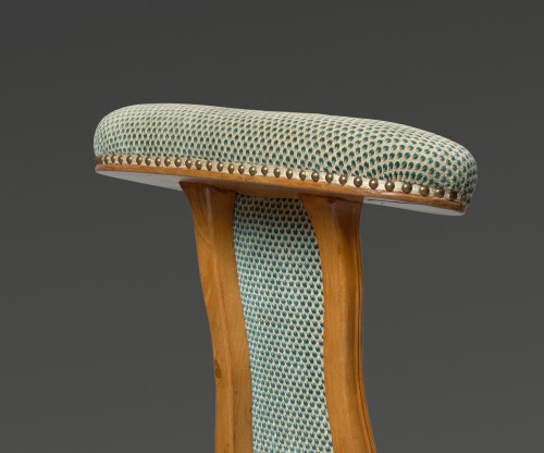 Seating  - A Louis XV pair of Chairs &quot;voyeuses&quot;
