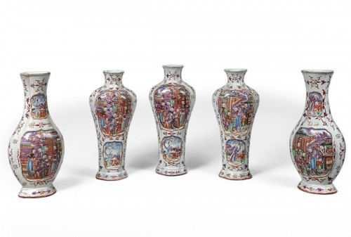 Garniture de cinq vases famille rose - Chine, époque Qianlong