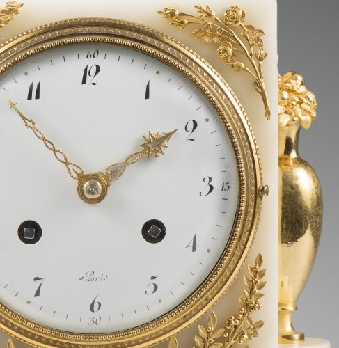 Pendule borne, début XIXe siècle - Horlogerie Style Empire
