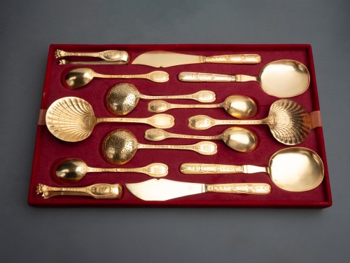 Antiquités - A 283-piece silver-gilt flatware, Aucoc &amp; Cie, Paris, circa 1890