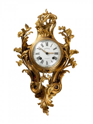 Cartel d’applique en bronze doré signé Gudin d’époque Louis XV