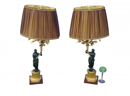 Antiquités - Paire de lampes aux femmes antiques