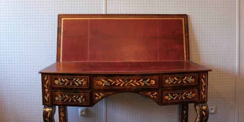 Furniture  - A Dutch desk with floral and bird marquetry