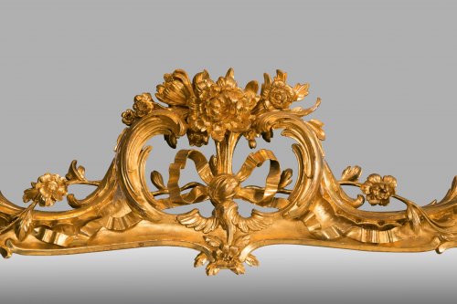 Large paire de miroirs en bois doré de la deuxième moitié du XIXe siècle - Galerie William Diximus