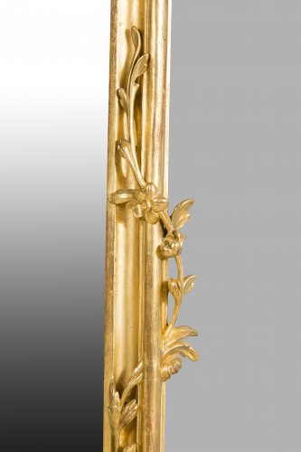 Napoléon III - Large paire de miroirs en bois doré de la deuxième moitié du XIXe siècle