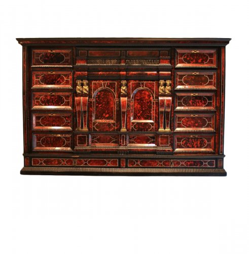 Cabinet from Antwerp in tortoiseshell scales circa 1650