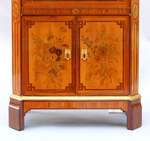 Secretary In Marquetry Of Flowers Louis XVI Stamped C. Topino - 