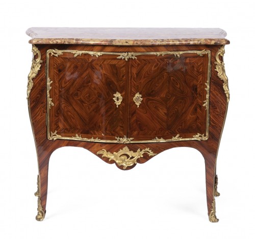 Commode d’époque Louis XV estampillé de Denis Genty