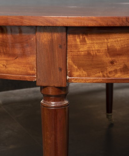 Louis XVI - Mahogany dining table, Louis XVI period