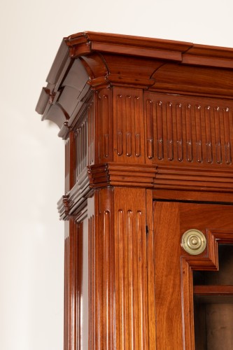 18th century - Mahogany bookcase, Louis XVI period - Stamped J.F Leleu