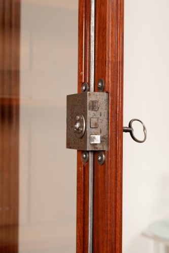 Antiquités - Mahogany bookcase, Louis XVI period - Stamped J.F Leleu