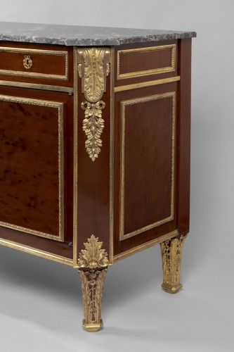 Antiquités - Commode à vantaux d'époque Louis XVI