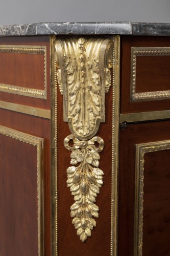 Antiquités - Louis XVI period chest of drawers