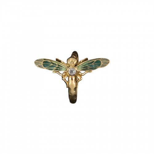 Art Nouveau Dragonfly ring in gold, enamel and diamonds