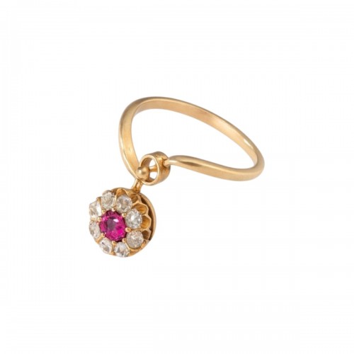 14K gold floral ring with ruby and diamonds