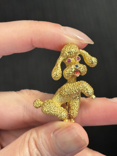 Broche Caniche en or 18k - Galerie Yidan Dema