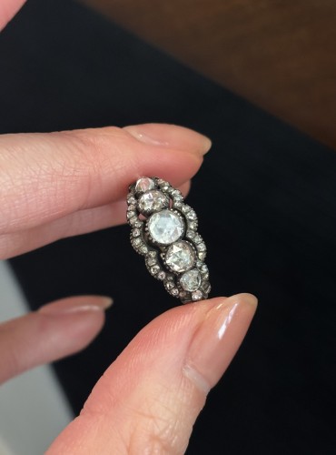 Bague en or, argent et diamants, XIXe siècle - Galerie Yidan Dema