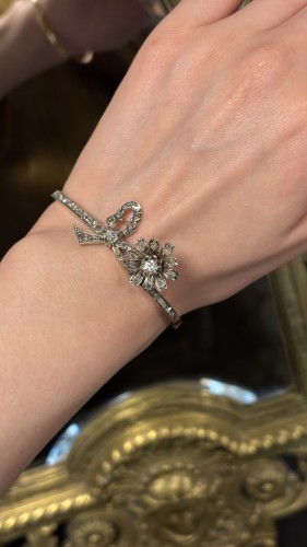 Antique Jewellery  - Flower Bracelet In Gold, Silver And Diamonds, 19th Century