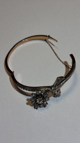 19th century - Flower Bracelet In Gold, Silver And Diamonds, 19th Century