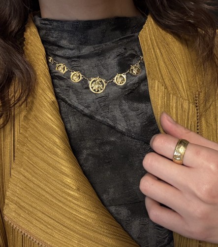 Art Nouveau yellow gold draperie necklace, circa 1900 - 
