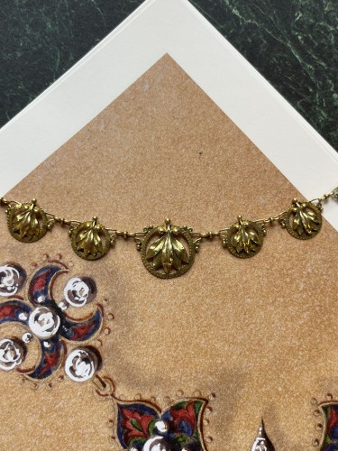 20th century - Art Nouveau yellow gold draperie necklace, circa 1900
