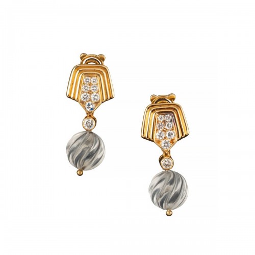 Boucheron - Paire de pendants d'oreilles en or et diamants