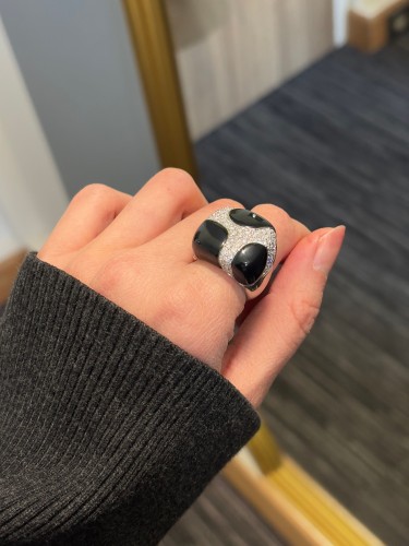 Bague cocktail en or, email et diamants - Galerie Yidan Dema