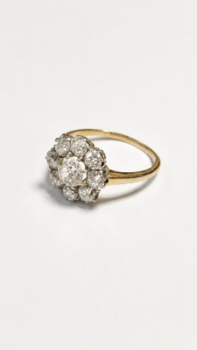 Bague marguerite en or et diamants, vers 1880 - Bijouterie, Joaillerie Style Napoléon III