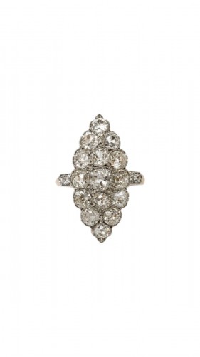 Bague Marquise en or, platine et diamants, vers 1900