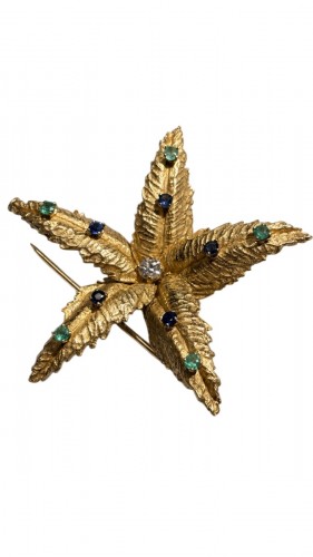 Boucheron - Broche « Étoile Végétale » en or Jaune, diamant, emeraudes et saphirs