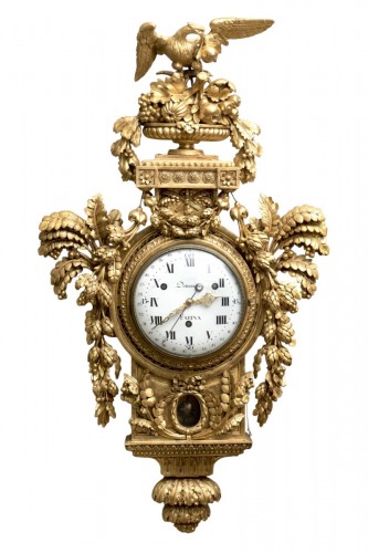 Pendule cartel en bois doré