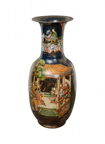 Paire de grands vases en terre cuite