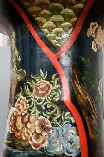 Antiquités - Paire de grands vases en terre cuite