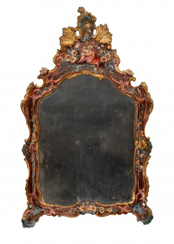 XVIIIe siècle - Miroir vénitien en bois laqué et doré