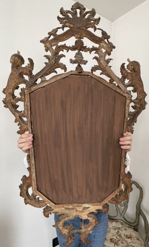 Louis XV - Paire de miroirs italiens en bois doré d'époque Louis XV