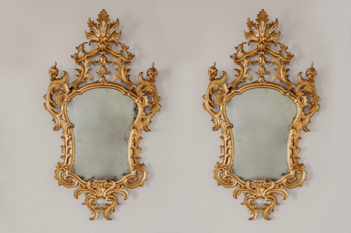 Antiquités - Paire de miroirs italiens en bois doré d'époque Louis XV