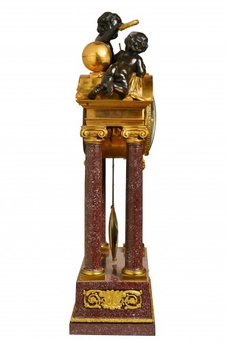 Exeptionelle Pendule en porphyre d'époque Louis XVI - Louis XVI