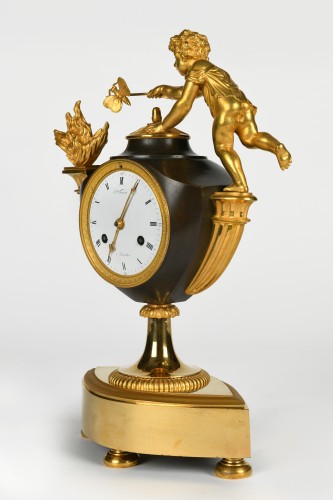 Horlogerie Pendule - Pendule Empire "Amour au papillon" vers 1805