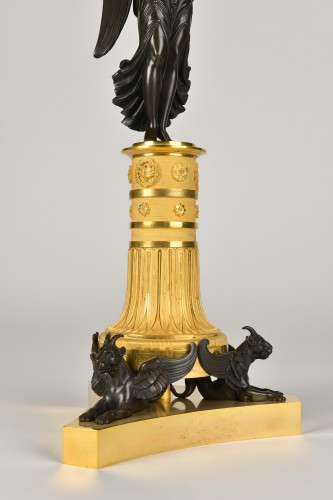 Empire - Candélabres en bronze à la Victoire, Époque Empire
