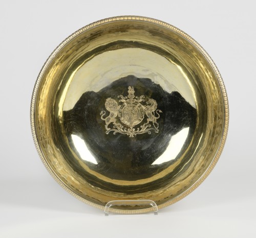French Silver-Gilt Ewer, with the Coat of Arms of the English Royal Family  - Antique Silver Style Restauration - Charles X