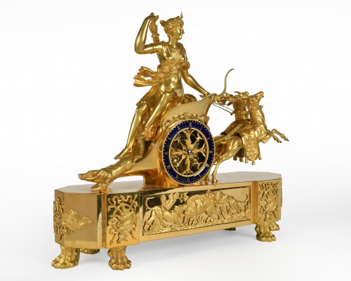 Important Empire Chariot Mantel Clock, depicting &quot;Diana the huntress&quot; - Horology Style Empire