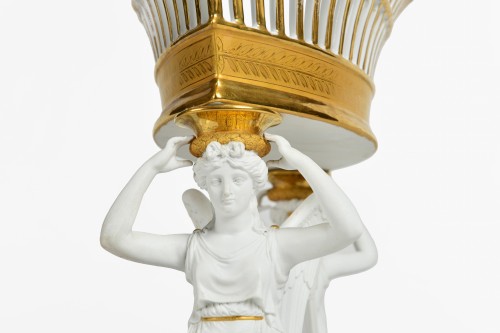 Céramiques, Porcelaines  - Important Surtout de table en porcelaine de Paris circa 1810