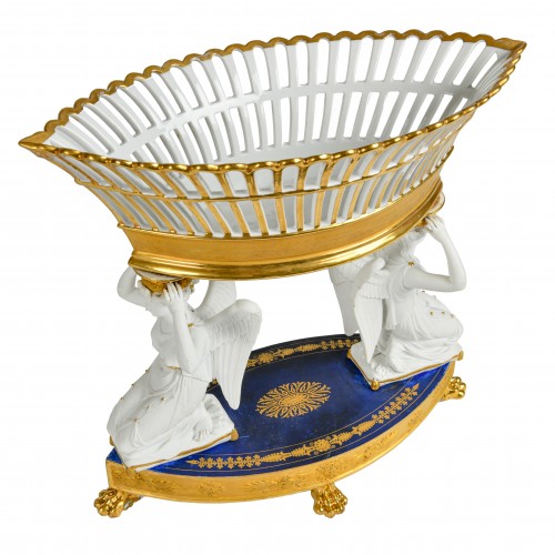 Important Surtout de table en porcelaine de Paris circa 1810 - Gallery de Potter d'Indoye
