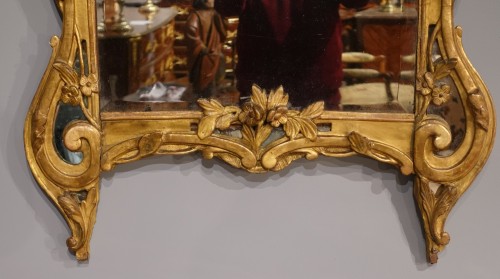 Miroir provençal en bois doré d'époque fin XVIIIe siècle - Louis XV