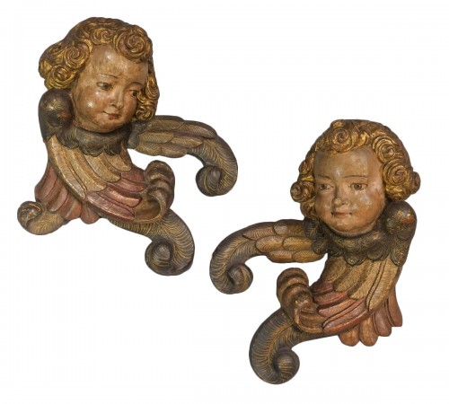 Pair of angels, Italian school, polychrome wood, early 17th century