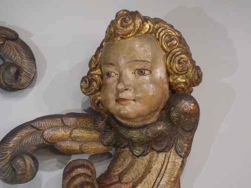 Louis XIII - Pair of angels, Italian school, polychrome wood, early 17th century