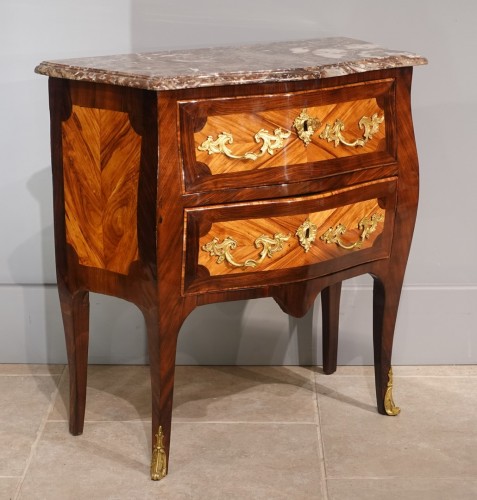 Commode marquetée estampillée C. Chevallier & L.N Malle - Mobilier Style Louis XV